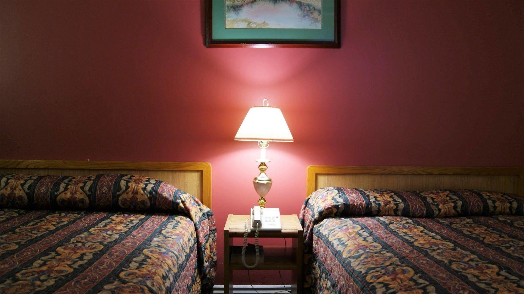 بيتربورو Blue Jay Motel المظهر الخارجي الصورة