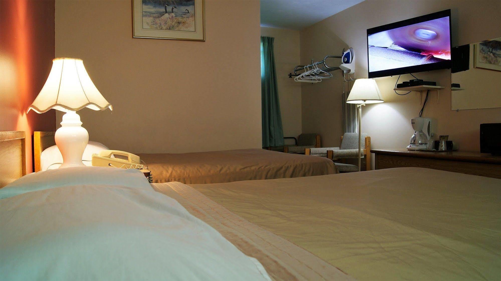 بيتربورو Blue Jay Motel المظهر الخارجي الصورة