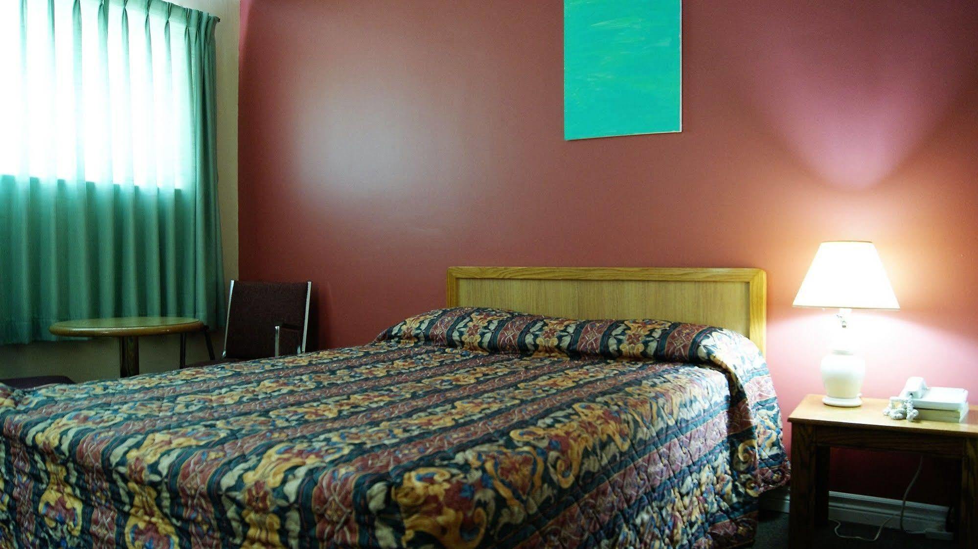 بيتربورو Blue Jay Motel المظهر الخارجي الصورة